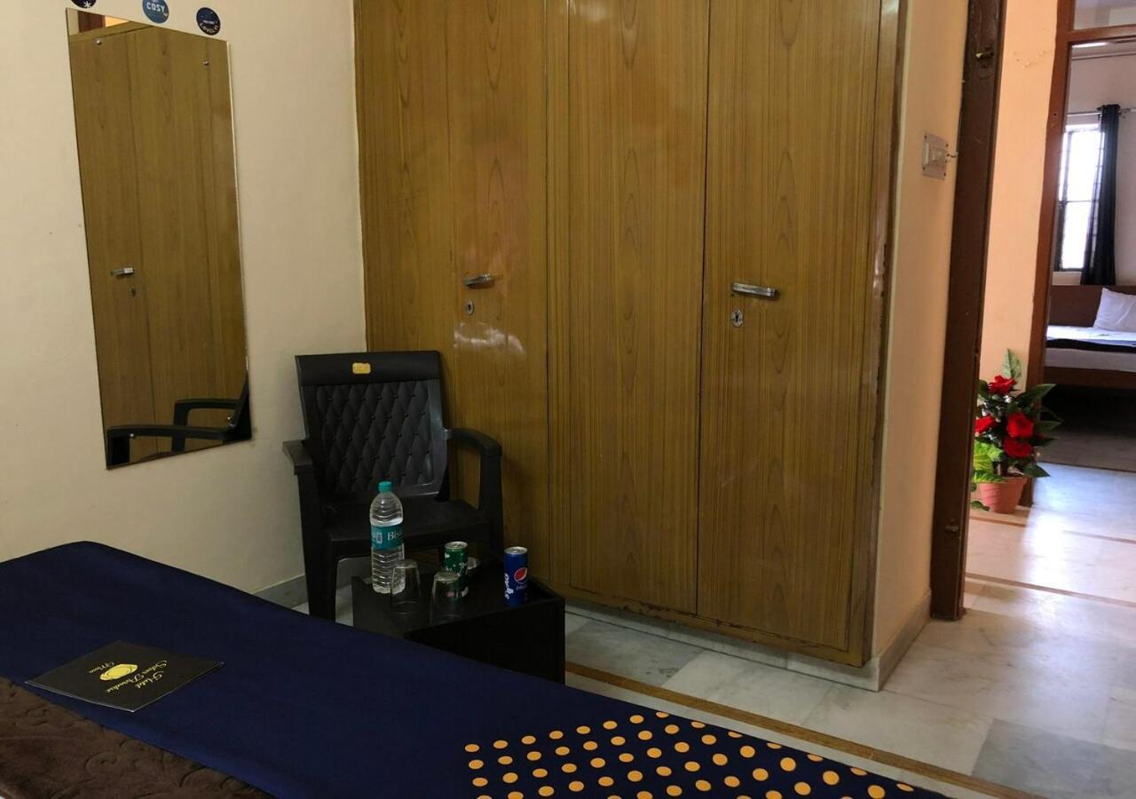 Ramada By Wyndham Jaipur North Hotell Exteriör bild