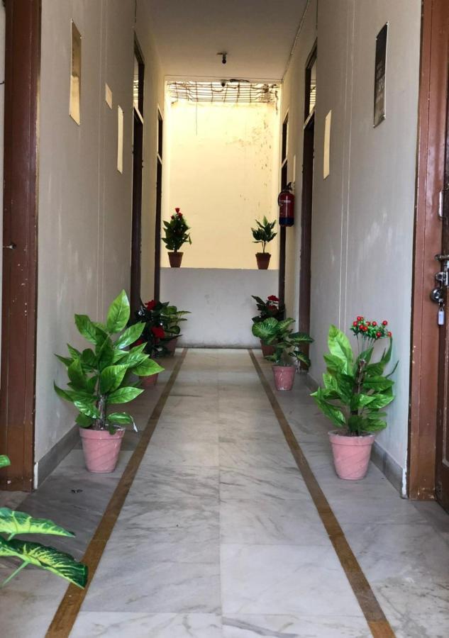 Ramada By Wyndham Jaipur North Hotell Exteriör bild